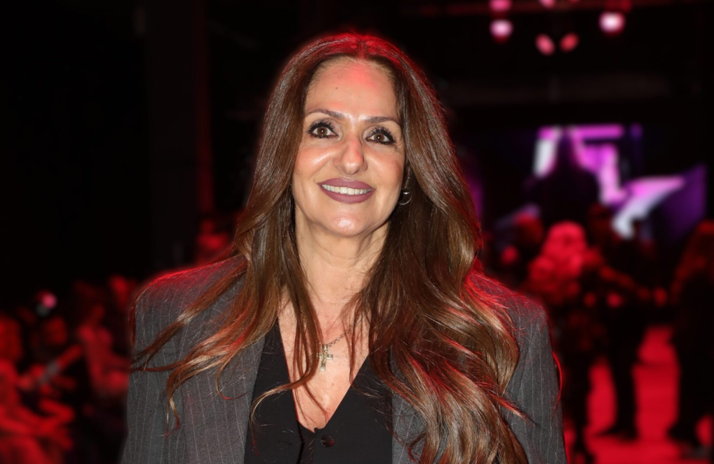 Β.Κουλιανού: «Αποχαιρέτισα τον μπαμπά μου ένα χρόνο μετά τον θάνατό του ακούγοντας Μητροπάνο» (βίντεο)