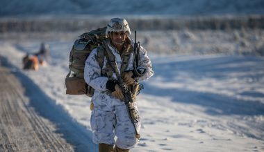 Αμερικανός ΥΠΟΙΚ για Γροιλανδία: «Οι ΗΠΑ προβάλλουν δύναμη ενώ οι Ευρωπαίοι αδυναμία»