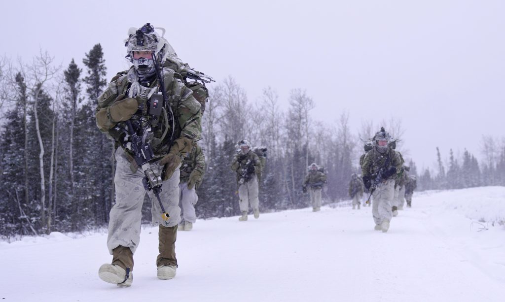 Αιφνιδιαστική εντολή Τραμπ: Τέθηκαν σε ετοιμότητα δυνάμεις της 11ης Α/Μ Ταξιαρχίας στην Αλάσκα