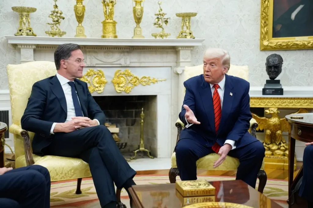 Τηλεφωνική επικοινωνία Ν.Τραμπ με τον Μ.Ρούτε: Στο επίκεντρο Γροιλανδία και Αρκτική