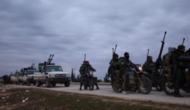 Οι Σύροι ισλαμιστές της Δαμασκού εφορμούν για την κατάληψη των κουρδικών εδαφών που είχαν αυτονομηθεί επί Άσαντ