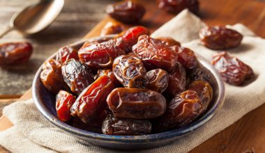 Αυτή είναι η καλύτερη ώρα της ημέρας για να τρώτε χουρμάδες