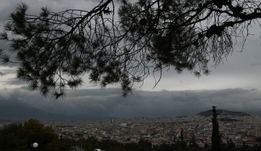 Καιρός: «Τσουχτερό» κρύο και παγετός τις επόμενες ημέρες – Πού θα σημειωθούν χιονοπτώσεις