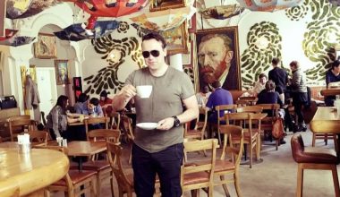 Το Fatsabook ταξιδεύει στο Βουκουρέστι: Ένα επεισόδιο γεμάτο ιστορία – Απόψε στις 22:00 στο Extra PRONEWS