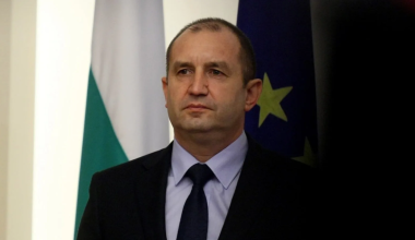 Παραιτήθηκε ο πρόεδρος της Βουλγαρίας Ρούμπεν Ράντεφ