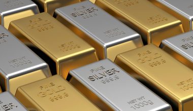 Σε νέα ιστορικά υψηλά ο χρυσός και το ασήμι εν μέσω φόβων για εμπορικό πόλεμο ΗΠΑ – ΕΕ