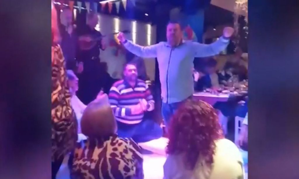 Αγρίνιο: Ο κοινοτάρχης, η σύζυγός του και ο δράστης γλεντούσαν μαζί λίγο καιρό πριν το έγκλημα