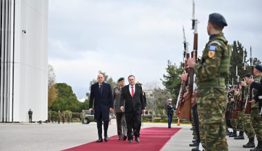 Επίσκεψη Ισραηλινού υπουργού Άμυνας στην Αθήνα: Στο «στόχαστρο» η Τουρκία λένε τα τουρκικά ΜΜΕ