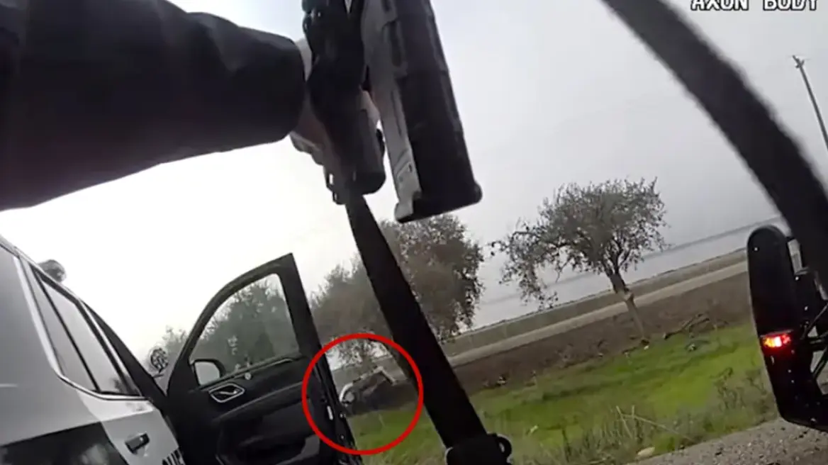 Βίντεο: Οι στιγμή που αστυνομικοί στο Σακραμέντο των ΗΠΑ πυροβολούν και σκοτώνουν πρώην συνάδελφό τους