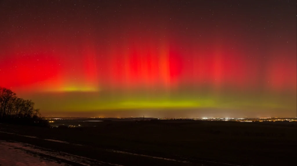 Ισχυρή ηλιακή καταιγίδα πλήττει τη Γη: Κίνδυνοι για δίκτυα και δορυφόρους