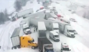 Mega-καραμπόλα με 100 οχήματα σε χιονισμένο αυτοκινητόδρομο στο Μίσιγκαν (βίντεο)