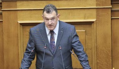 Ο ανεξάρτητος βουλευτής Ν.Παπαδόπουλος στηρίζει Μ.Καρυστιανού για τις αμβλώσεις: «Η καρδιά του εμβρύου χτυπά»