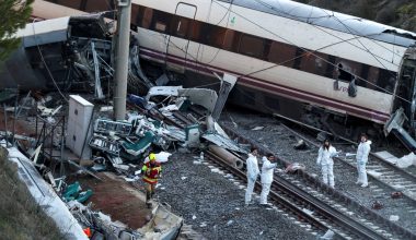 Σιδηροδρομική τραγωδία στην Ισπανία: Συγκλονίζει η 7χρονη που έχασε όλη την οικογένειά της