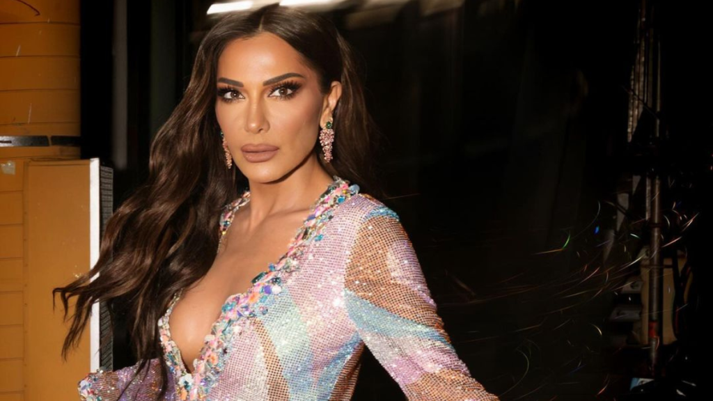 Δ.Βανδή για τον τρόπο που ντύνεται: «Δεν σε κάνει κυρία ούτε η ηλικία ούτε το ρούχο»