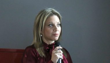 Ισχυρό «ρεύμα» στην κοινωνία υπέρ Μ.Καρυστιανού: 78% «Ναι» στην διαβούλευση για εκτρώσεις – 1 στους 3 θα την ψήφιζε