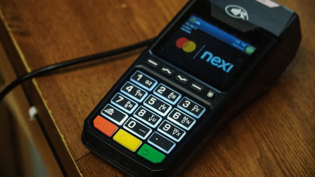 Έστειλαν μηνύματα 112 ακόμα και στα τερματικά POS