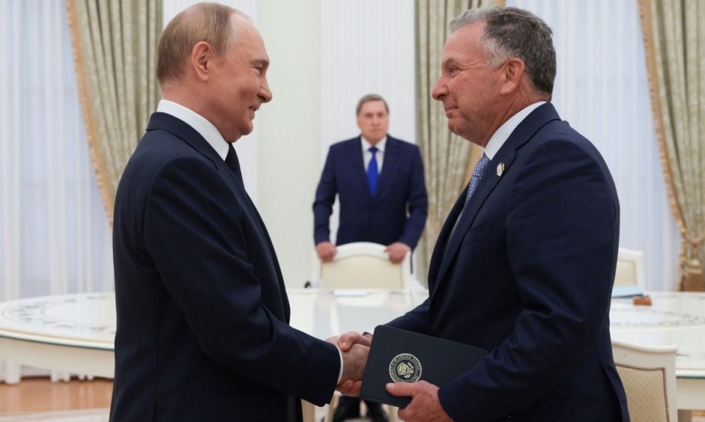 Στη Μόσχα ο Σ.Γουίτκοφ για να συναντήσει τον Ρώσο πρόεδρο Β.Πούτιν