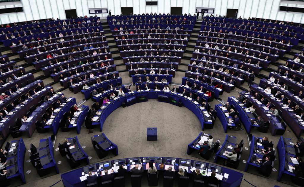 Το ευρωκοινοβούλιο ανέστειλε τις εμπορικές συμφωνίες με τις ΗΠΑ λόγω Γροιλανδίας