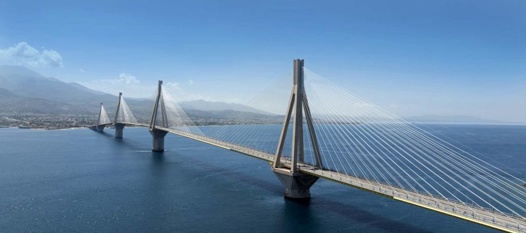 Άνοιξε προσωρινά η Γέφυρα Ρίου – Αντιρρίου για τα φορτηγά που δεν έχουν φορτίο