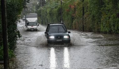 Μήνυμα από το 112 σε Εύβοια και Βοιωτία για περιορισμό των μετακινήσεων