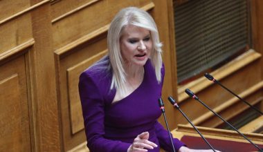 Θ.Τζάκρη: «Δεν αποκλείω συνεργασία του Κινήματος Δημοκρατίας με την Μ.Καρυστιανού»