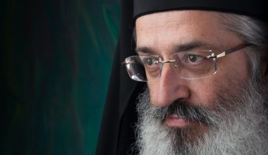 Απάντηση Μητροπολίτη σε Κ.Βελόπουλο: «Επιχειρούμενος διχασμός και ορθόδοξη Χριστεμπορία»