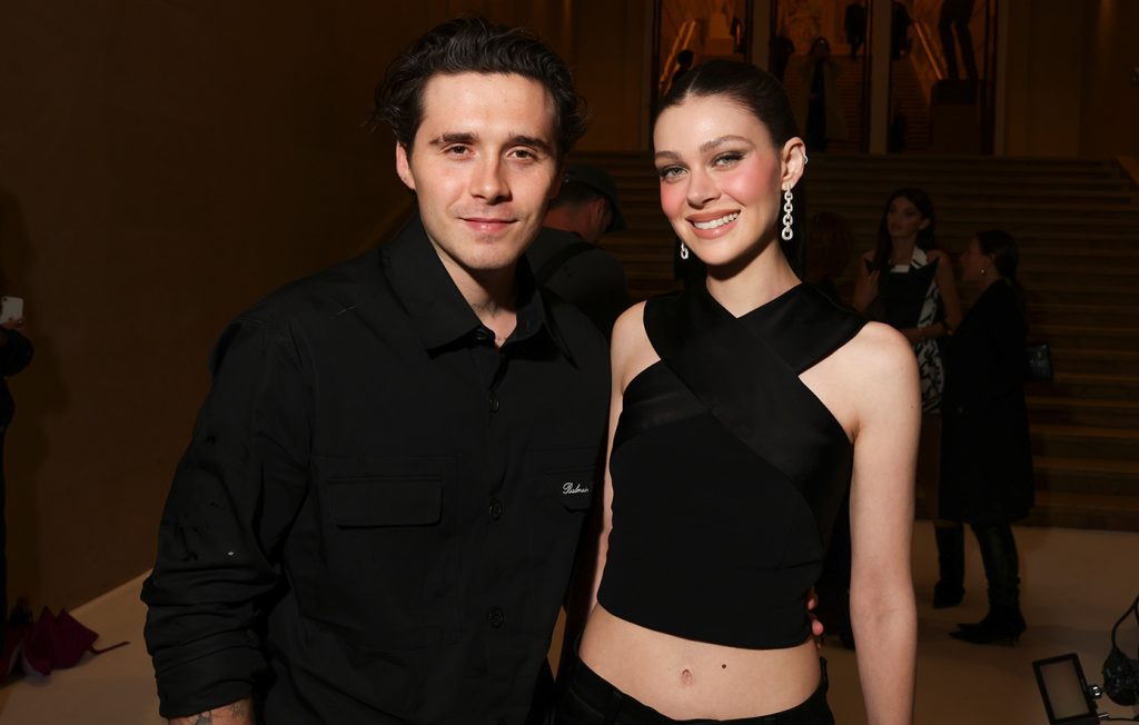 «Φωτιές άναψαν» οι αποκαλύψεις του Μ.Μπέκαμ για τον… ακατάλληλο χορό με τη μητέρα του στο γάμο του (βίντεο)