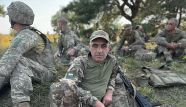 Το Κίεβο στέλνει στα μέτωπα ως ενισχύσεις ναρκομανείς, αυτιστικούς και ηλικιωμένους! (βίντεο)