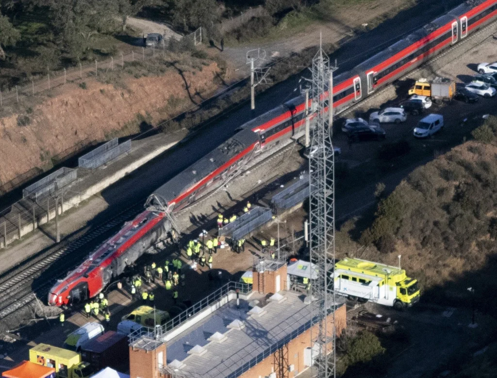 Σιδηροδρομική τραγωδία στην Ισπανία: Στους 45 ο αριθμός των νεκρών