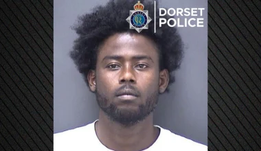 Βρετανία: Γυναίκα ηχογράφησε παράνομο μετανάστη την ώρα που τη βίαζε! – «Με πονάς»