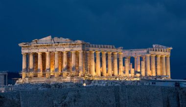 Τρελάθηκαν οι Τούρκοι: Κατηγορούν την Ελλάδα ότι παραμελεί την…  «οθωμανική κληρονομιά» της Ακρόπολης!