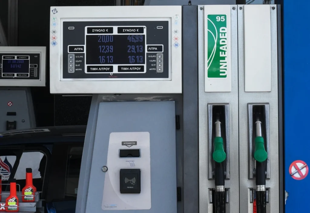 Στο «φως» αποκαλυπτικοί διάλογοι μεταξύ μελών του κυκλώματος που «πείραζε» τις αντλίες σε πρατήρια καυσίμων