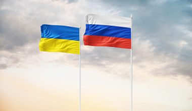 Σήμερα η συνάντηση μεταξύ αξιωματούχων της Ρωσίας, της Ουκρανίας και των ΗΠΑ στα ΗΑΕ