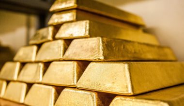 «Ρεκόρ» για τον χρυσό: Ξεπέρασε τα 4.967 δολάρια ανά ουγγιά