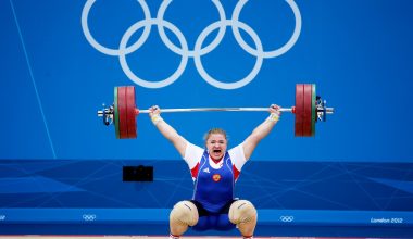 Ρώσοι αρσιβαρίστες έχουν λάβει άδεια να αγωνιστούν υπό την εθνική τους σημαία