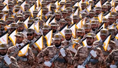 Ιράν: «Είμαστε με το δάχτυλο στη σκανδάλη» λέει ο επικεφαλής των Φρουρών της Επανάστασης