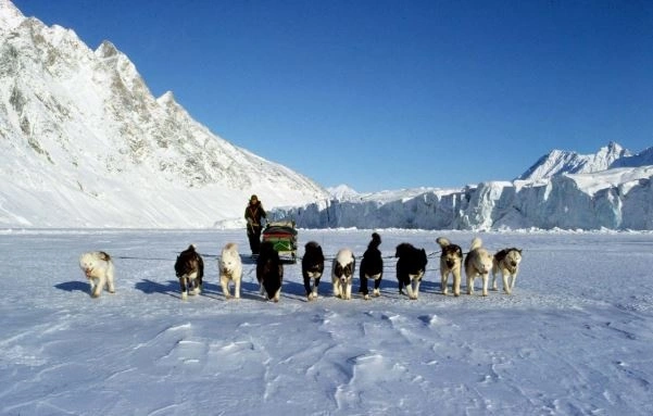 Οι δυνάμεις των χωρών γύρω από την Αρκτική – Η μισή ανήκει στην Ρωσία