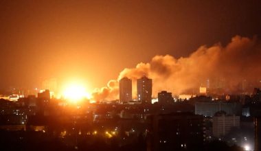 Β.Ζελένσκι: «Δεχτήκαμε χτύπημα με πάνω από 3.000 drone και βόμβες – 1,2 εκατ. σπίτια είναι χωρίς ρεύμα»