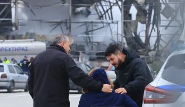 Τρίκαλα: Συγκλονίζουν οι μαρτυρίες των εργαζομένων στην Βιολάντα – «Έβλεπαν το ταβάνι να έρχεται πάνω τους»