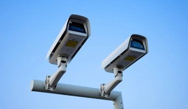 Σε πλήρη λειτουργία από σήμερα οι κάμερες στους δρόμους της Αττικής – Με email & SMS τα πρόστιμα για τις παραβάσεις