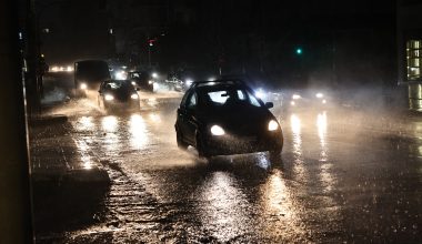 Έντονες βροχοπτώσεις σε Κιλκίς, Σέρρες και Χαλκιδική: Σε ποια σημεία διακόπηκε η κυκλοφορία