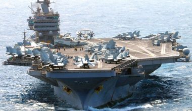 Το αμερικανικό αεροπλανοφόρο USS Abraham Lincoln εισήλθε στον Ινδικό Ωκεανό (βίντεο)
