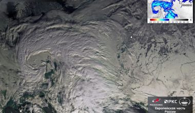 Ο χιονοκυκλώνας που θα σκεπάσει τη Μόσχα: Εικόνες «Αποκάλυψης» από το διάστημα