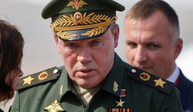 Στρατηγός Β.Γκερασίμοφ: Οι ρωσικές δυνάμεις κατέλαβαν  17 κοινότητες και 500 τ. χλμ. στην Ουκρανία τον Ιανουάριο