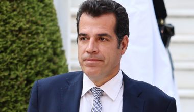 Θάνος Πλεύρης για μετανάστες:  «Συζητάμε με άλλες 4 χώρες για την δημιουργία κέντρων επιστροφής εκτός Ευρώπης»