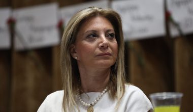 Καρυστιανού: Η ανάρτηση για τις 5 εργάτριες που σκοτώθηκαν στην φονική έκρηξη στο εργοστάσιο Βιολάντα