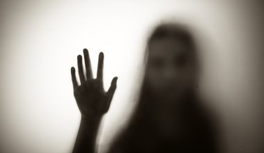 Χαλάνδρι: 55χρονος επιτέθηκε στην 49χρονη αδερφή του – Την τραυμάτισε στα μάτια