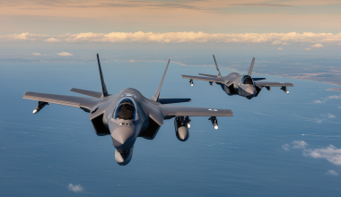 Μπενιαμίν Νετανιάχου σε Ιράν: «Θα σας πλήξουμε με πρωτοφανή τρόπο αν επιτεθείτε»