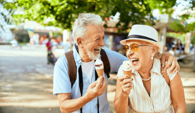 Γενετιστής υποστηρίζει ότι «οι άνθρωποι θα ζουν 150 χρόνια χάρη στα “βιολογικά ρολόγια”»