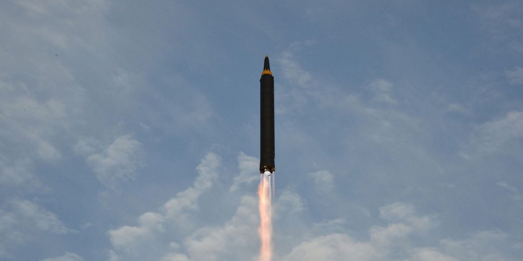 Η Β.Κορέα εκτόξευσε δύο βαλλιστικούς πυραύλους στη θάλασσα της Ιαπωνίας